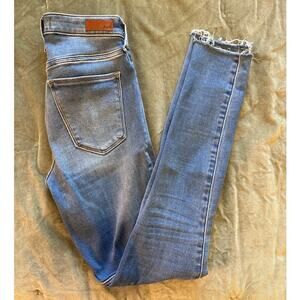 A&F The Jean Legging High Rise 26/2R Medium Wash Skinny Jeans